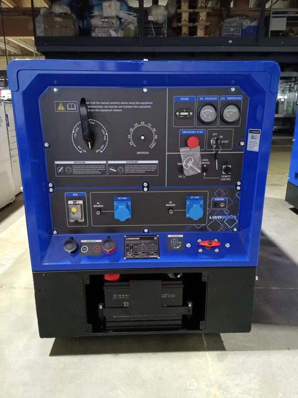 600A Diesel Pipeline Welding Machine with 100L Fuel Capacity and 4.5kW Auxiliary Power for Oil-rig Platforms
